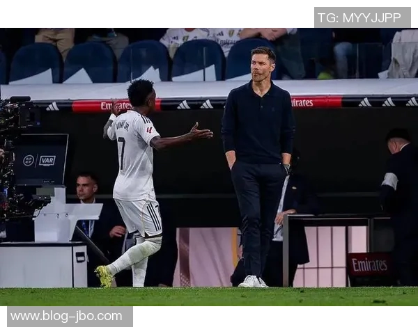 阿斯报导皇马球员意识到态度问题更衣室开始正视批评声音 阿斯报导皇马球员意识到态度问题更衣室开始正视批评声音